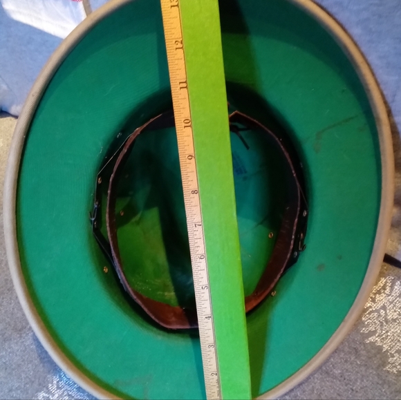 VINTAGE MARINE CORP. GENUINE,PITH SAFARI SUN HAT WATERPROOF,ORIGNAL PIN ON FRONT - Picture 6 of 7